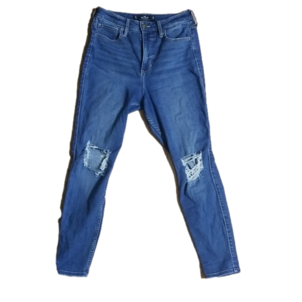 Hollister Ultra High Rise Super Skinny Distressed